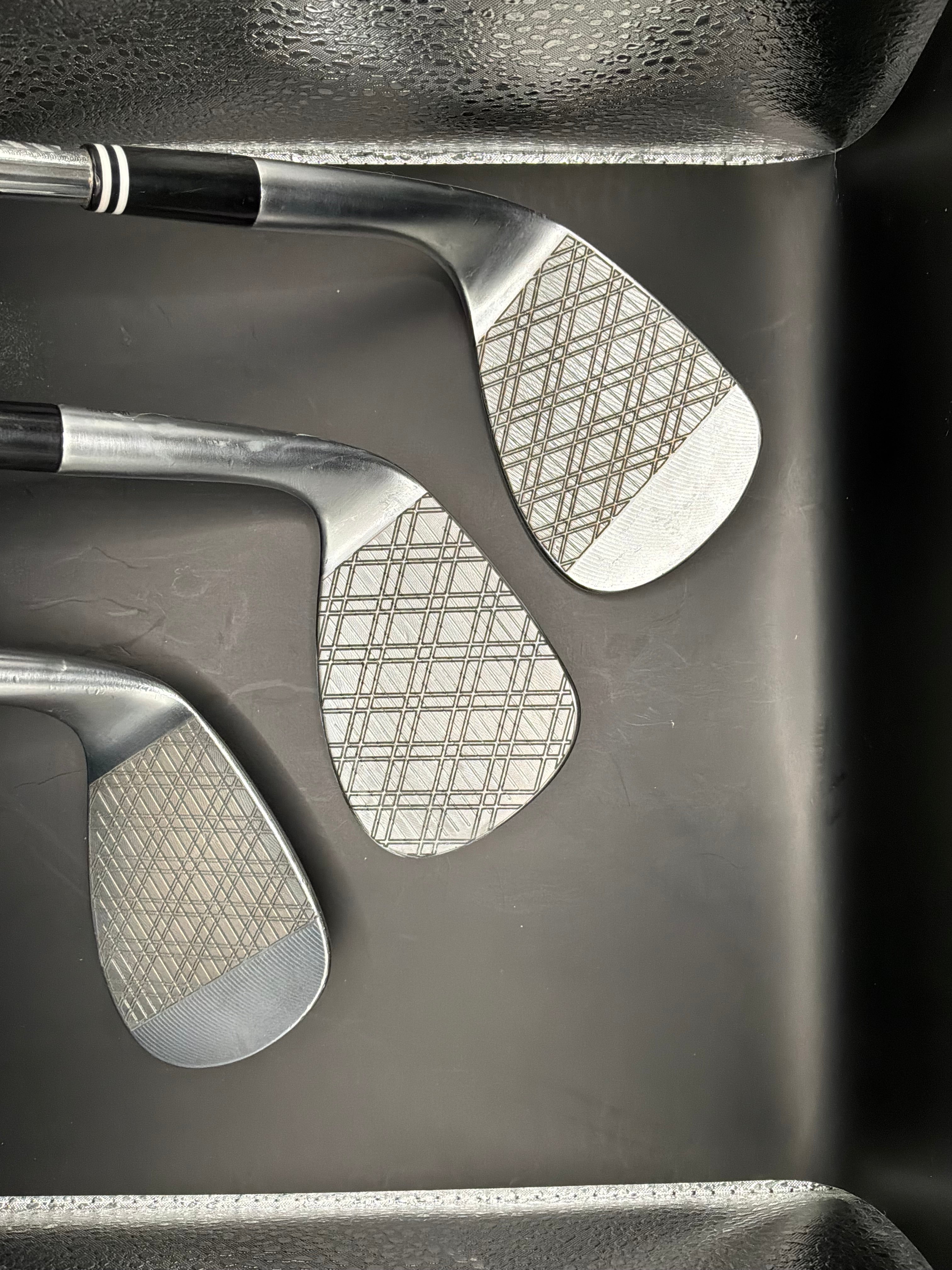 Micro grooving For Golf Clubs